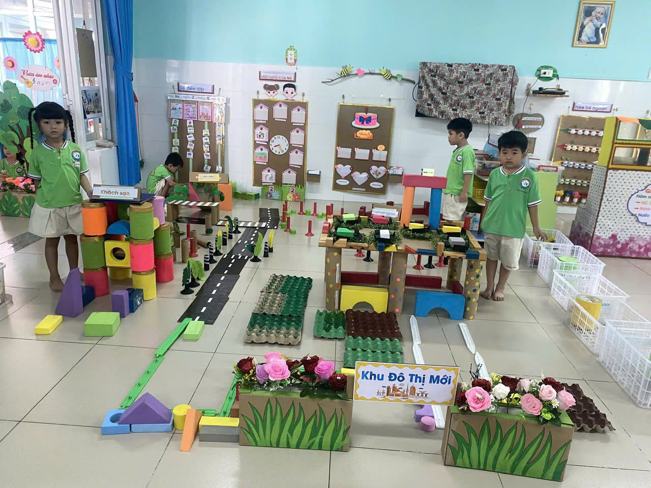 Khối Mẫu Giáo Nhỡ (4 – 5 tuổi)