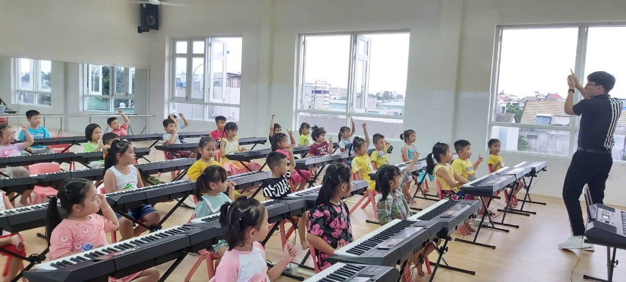 TRƯỜNG MẦM NON THỎ NGỌC